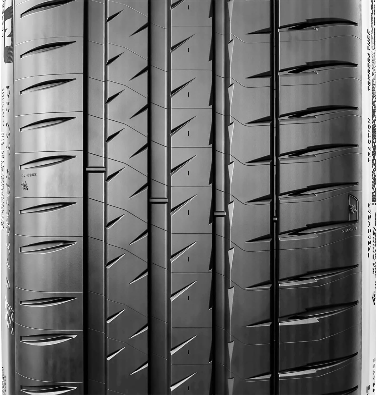 Summer Tire 245/40ZR18 XL D4978