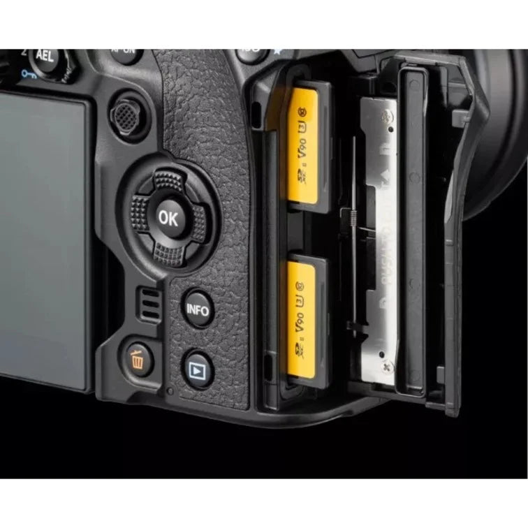 Mirrorless Camera with Lens, Black H8231