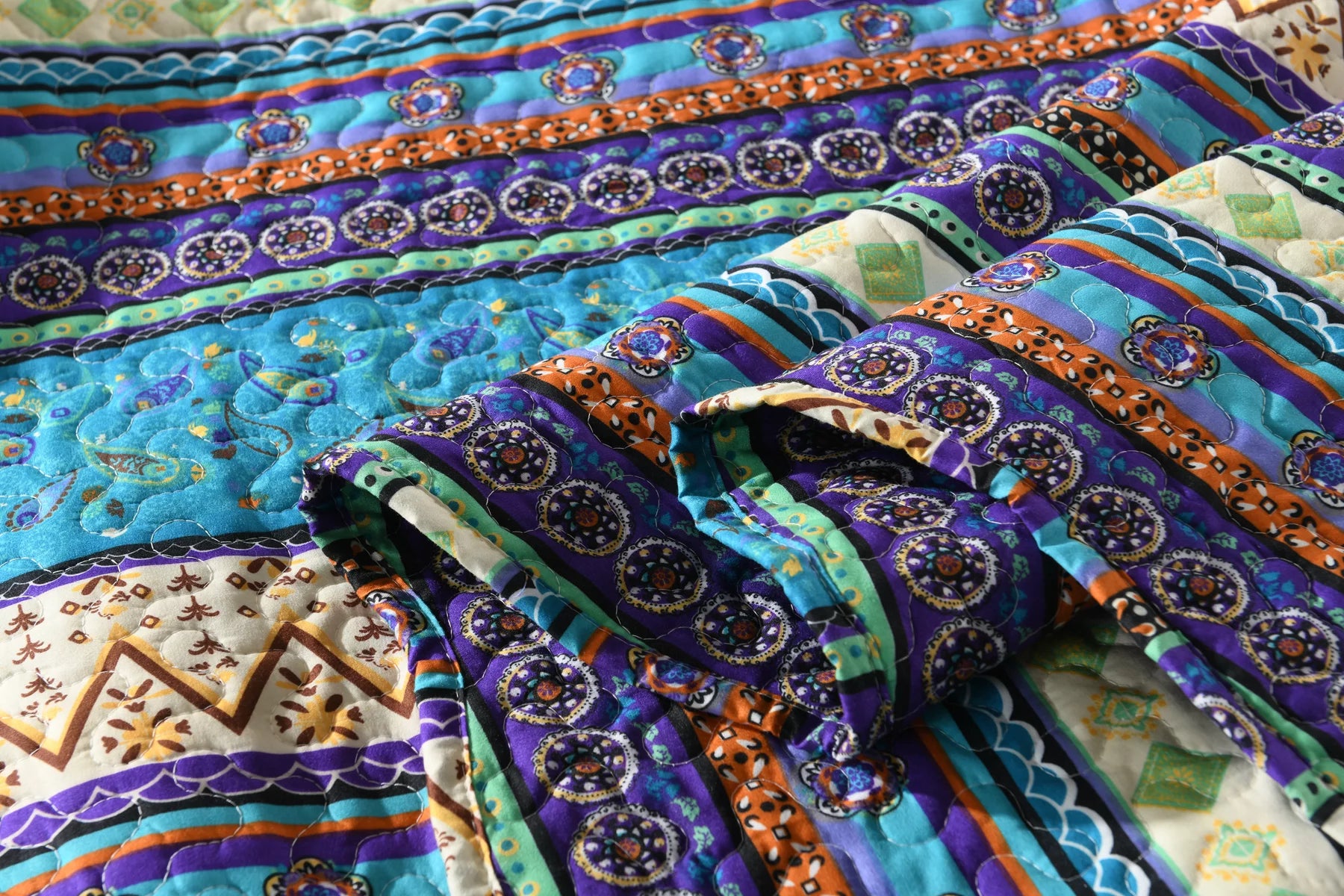 3 Piece Bohemian Lightweight Quilt Set King Size S310