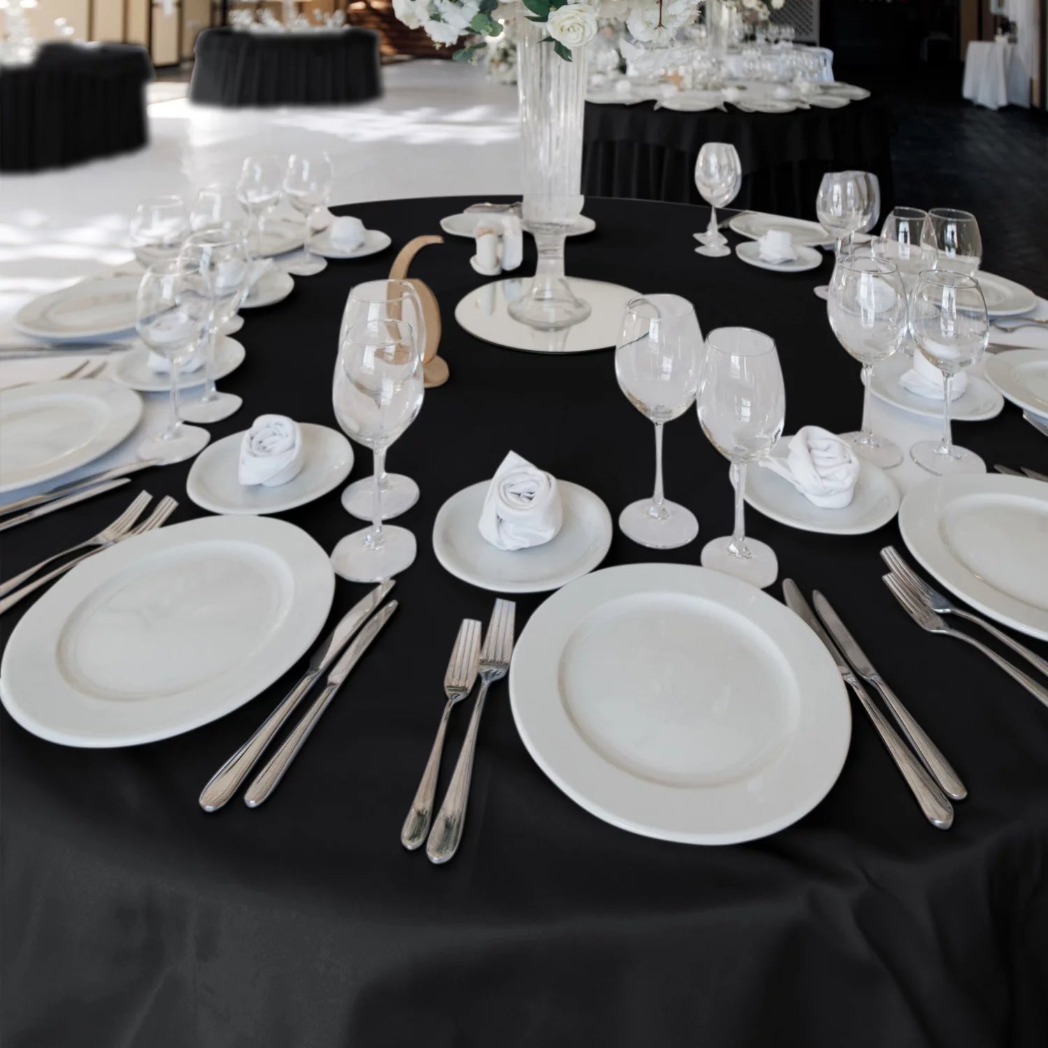 8 Pack Black Round Tablecloths 120 inch Polyester Table Covers X3682