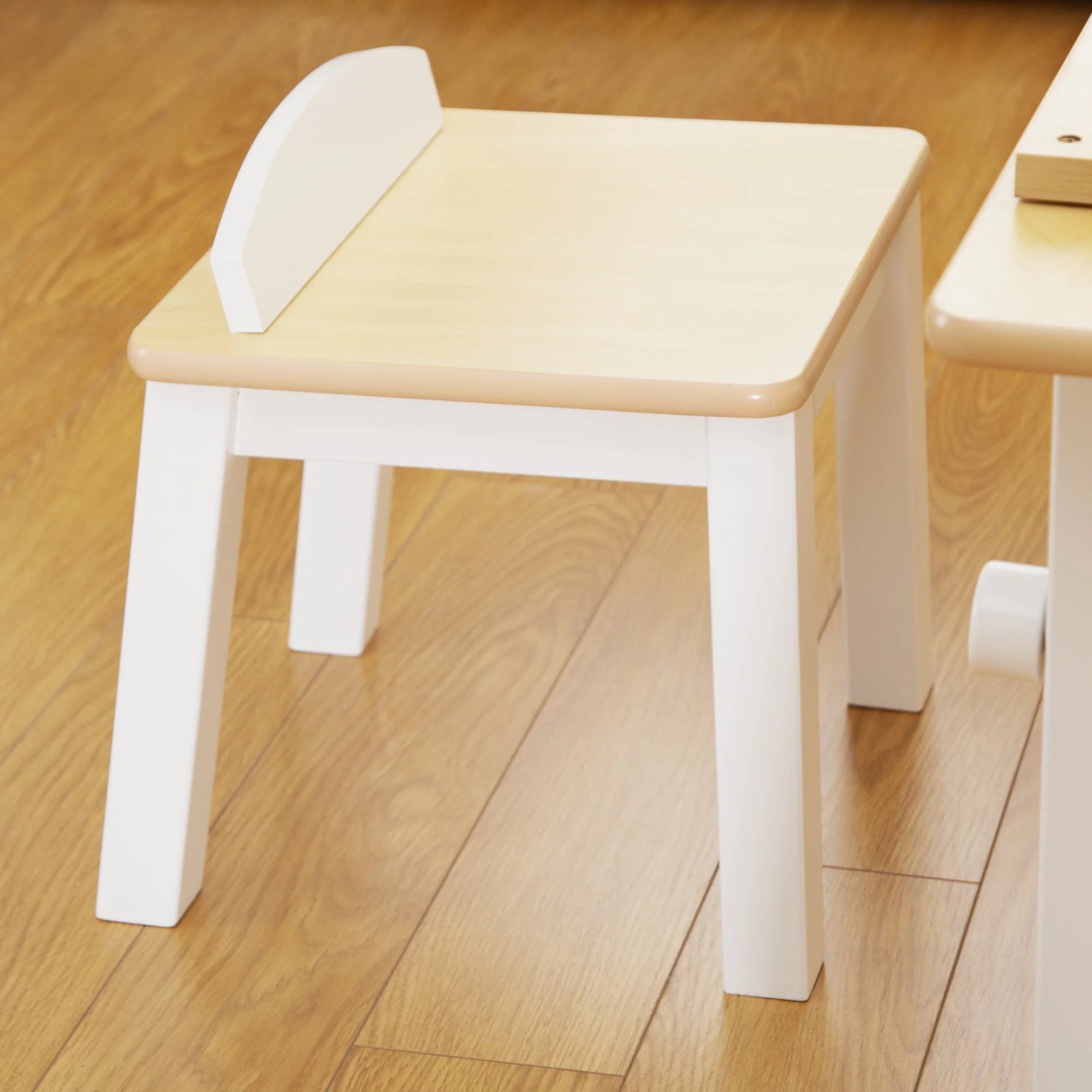 Kids Activity Table and Drawing Desk with Stools and Storage Z996416