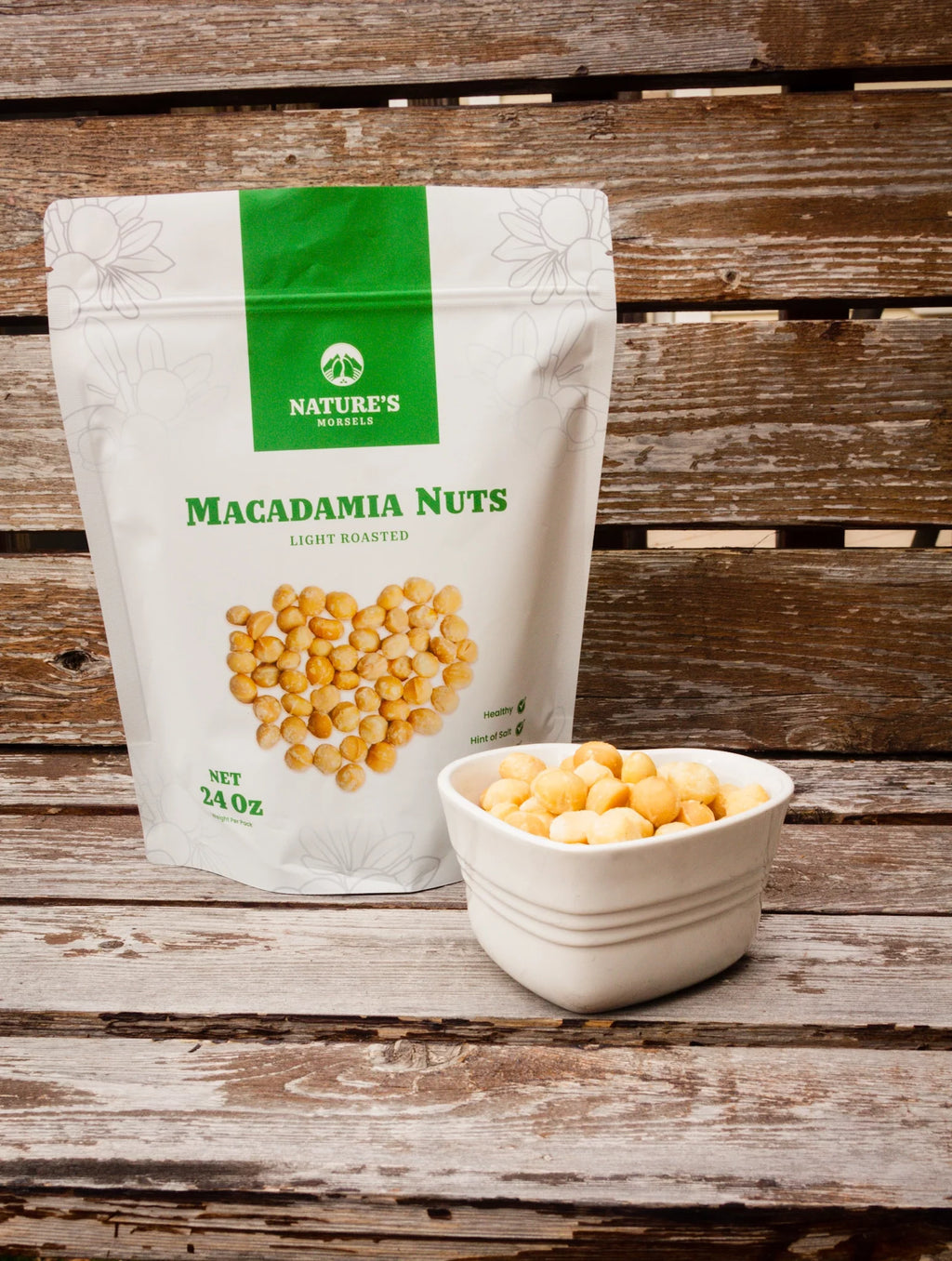 Light Roasted Macadamia Nuts 24oz B697