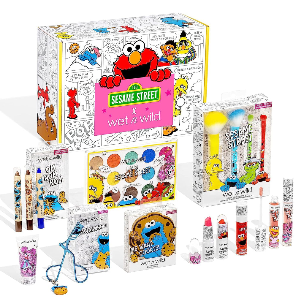 Makeup Set with Brushes, Palettes & Lip Glosses F594