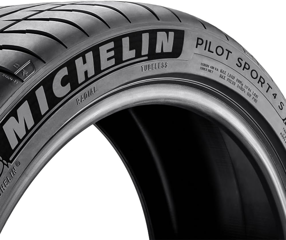 Summer Tire 245/40ZR18 XL D4978