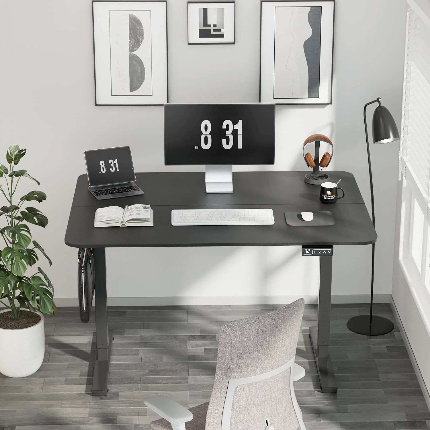 Adjustable Electric Standing Desk 40 Inch White Y199706
