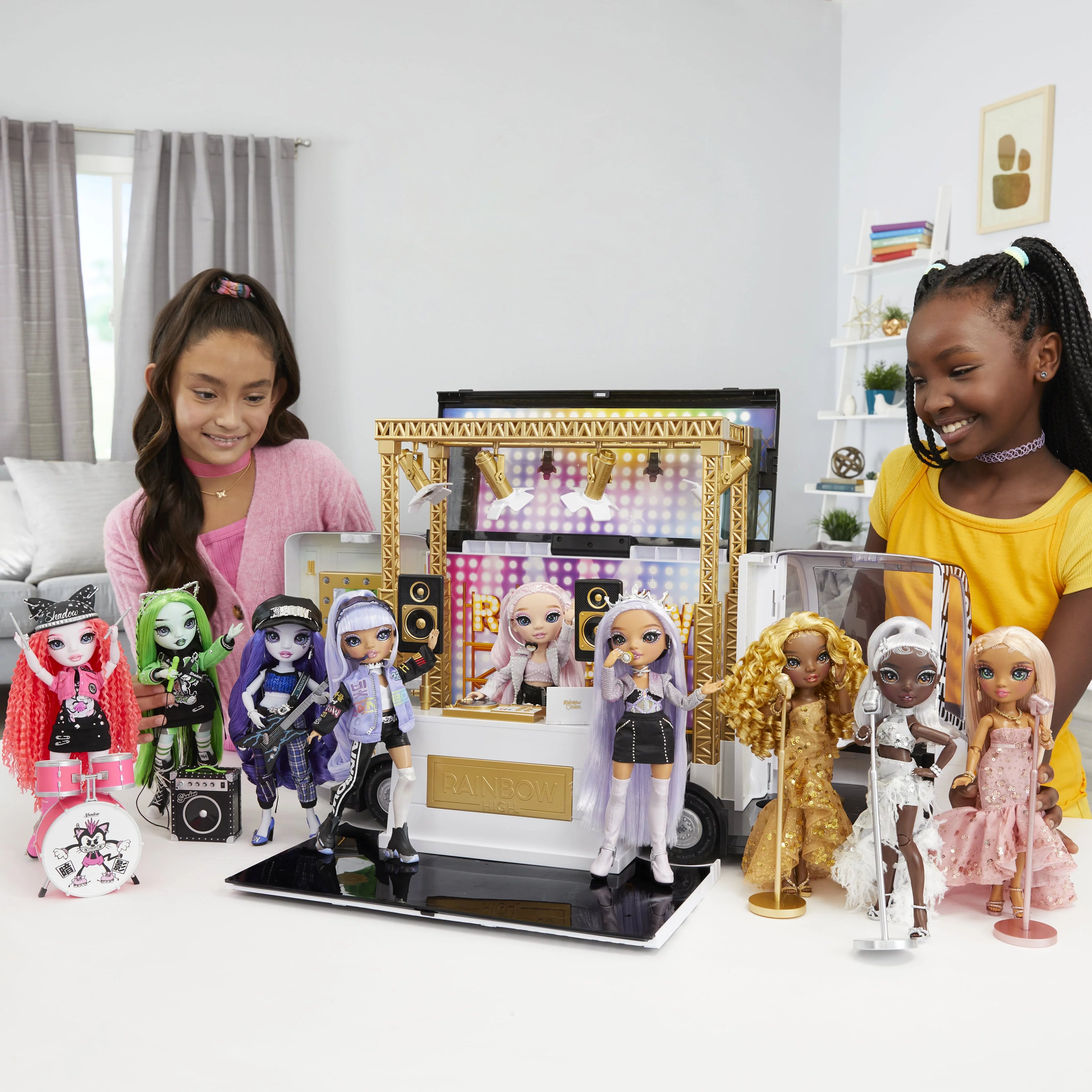 Fashion Doll with 2 Designer Outfits and Vanity Playset G30023