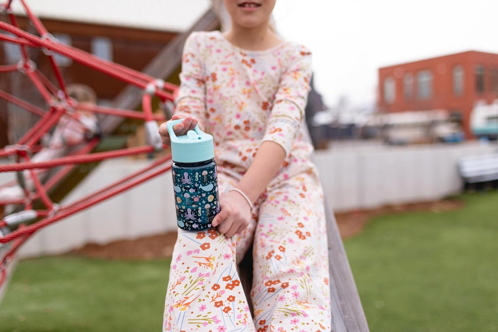 CoComelon Kids Water Bottle Plastic BPA-Free Tritan Cup with Leak Proof Straw Lid Z2544